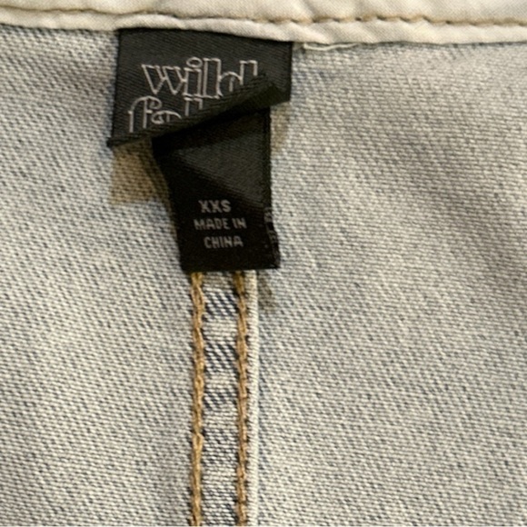 Wild Fable Denim Floral Crop Top XXS – Light Wash - Picture 2 of 9